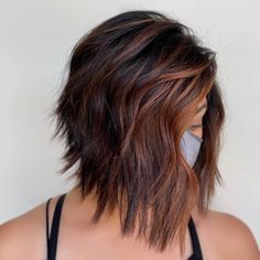 Highlights On Brown Hair Short, Copper Brown Highlights, Red Highlights On Brown Hair, Balayage Brunette Short, Copper Highlights On Brown Hair, Brown Hair Short, Highlights Brown Hair Short, Short Copper Hair, Red Highlights In Brown Hair