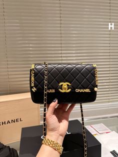 PRODUCT DETAILS Includes Shipping bags, dustbag sleeper, care manual, booklet, tag. Evening Clutch Bag, Luxury Shop, Branded Bags, Color Style, Tote Backpack, Flap Bag, New Bag, Chanel Bag, Evening Bags