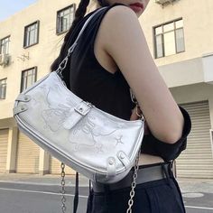 Width: 27cm / Height: 13cm / Thickness: 7cm Shoulder strap length:110 cm Handle height: 25cm Material: PU leather zipper [Note] There may be 1-3cm normal measuring error,and because of the light and angle of the shot, the color of the product is a little different from the main picture. Thank you for your understanding! Silver Y2k, Embroidery Summer, Vintage Leather Handbag, Design Butterfly, Armpit Bag, Simple Backpack, Girls Handbags, Butterfly Embroidery, Leather Zipper