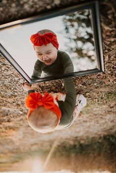 November 1st Birthday Photo Shoot, Unique One Year Old Photo Shoot, One Year Old Diy Photoshoot, One Year Old Fall Photoshoot, Toddlers Photoshoot Ideas, Fall First Birthday Photoshoot Outdoor, Fall 1 Year Photoshoot, Two Year Pictures, One Year Old Photo Ideas