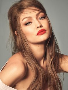 Winter Hair Care, Gigi Hadid Looks, Bouffant Hair, בר מצווה, Victoria Secret Angels, Winter Hairstyles, 인물 사진