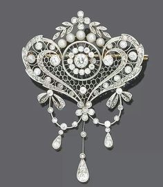 1905. Garland Design, Bijoux Art Nouveau, Historical Jewellery, Honeycomb Design, Art Nouveau Jewelry, 판타지 아트, Pearl Brooch