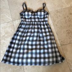 Guess Dress Size Small New With Tag Beautiful Dress Can Be Worn With Straps Or As Bustier The Straps Are Removable This Dress Is All Lined And Has A Size Zipper Looks Like A Burberry Piece Lined Dresses For Picnic, Lined Sundress Mini Dress For Picnic, Casual Lined Mini Dress For Picnic, Fitted Lined Sundress For Picnics, Casual Lined Plaid Dress, Casual Plaid Lined Dress, Classic Red Dress, Lace Peplum Dress, Guess Women