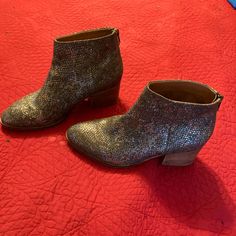 Seychelles - Ankle Boots Green Sparkly Size 8 Seychelles, Bootie Boots, Ankle Boots, Women Shoes, Boots, Green, Women Shopping, Color