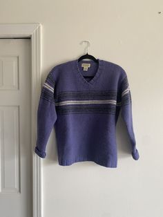 This St John's Bay vintage 90's/early 2000's purple sweater is classic and stylish!  it is really iconic late 90's style and great for second hand clothing lovers.  Don't miss out on this staple closet piece! Pull Violet, Violet Vintage, Second Hand Clothing, Fancy Shoes, St Johns, Late 90s, Purple Sweater, Vintage Purple, St John