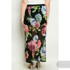 Brand new floral colored full length plus sized skirts with elastic waist so it stretches with you. Underneath the skirt it has shorts because you can see thru it. These are good for an evening out. Made in the USA 96% polyester and 5% spandex Description: LF: 40" LB: 16" W: 30" I.S.; 4" Fix Clothing, Blue Floral Skirt, Blue Maxi Skirt, Maxi Skirt Style, Full Maxi Skirt, Skirt Plus Size, Column Skirt, Lace Midi Skirt, Long Denim Skirt