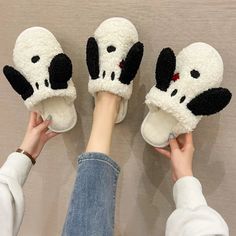 Imported Super Soft and Comfortable Plush Snoopy Head-Shaped Slip-On Slippers. Thick memory foam sole with padded, sherpa-covered outer provide superb comfort and warmth. Firm but flexible bottom sole with traction grooves for secure footing. Small heart embroidered under one ear for added decor. PLEASE GO BY SLIPPER MEASUREMENTS TO ENSURE CORRECT FIT. Adult Large (US 9-10/Euro 40-41): 10.5" long x 4.5" wide at ball of foot. NEW White Foam Slip-on Slippers, White Cushioned Indoor Slippers, Non-slip White Slippers For Winter, White Non-slip Slippers For Winter, Winter White Non-slip Slippers, White Synthetic Winter Slippers, White Flat Winter Slippers, White Flat Slippers For Winter, Camp Snoopy