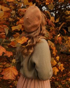 Autumn Photo Shoot, Cottagecore Autumn, Autumn Cottagecore, Fall Cottagecore, Cottagecore Fall, Pinterest Trends, Cottagecore Clothes, Autumn Ideas, Fall Hats