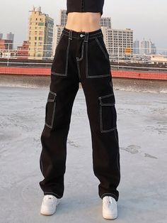 Baggy Jeans Fashion, Loose Trousers Women, Loose Cargo Pants, Baggy Fashion, Korean Jeans, Streetwear Mode, Black Cargo Pants, 90s Streetwear