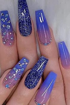 Explore the Most Beautiful Green Nail Art Collection for a Fresh and Unique Look Nail Design Glitter, Unghie Sfumate, Long Acrylic Nail Designs, Purple Nail Designs, Blue Acrylic Nails, Ombre Acrylic Nails, Stylish Nails Designs, Nail Design Inspiration, Purple Nail