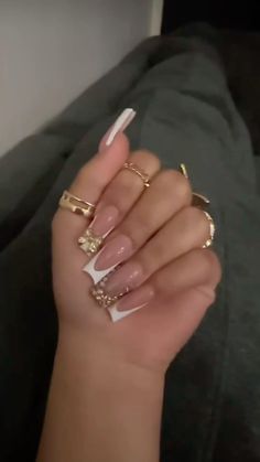 Medium French Tip, Bday Nails, French Tip Acrylics, Baddie Nails, Shine Nails, Short Acrylic Nails Designs