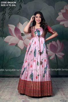 Bridal Dress Indian, Indian Anarkali Dresses, Women Suits Wedding, Indian Anarkali, Long Gown Design, Designer Gown, Long Gowns, Indian Wedding Reception, Indian Bridal Dress