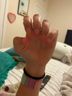 Short Nails For Vacation, Vacation Nails Bright, Nails For Florida, Nails Bright Pink, Island Vacation Nails, Nails For Vacation, Really Short Nails, Vacay Nails, Mail Inspo