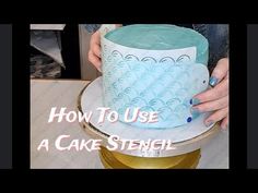 how to use a cake stencil