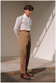 [CommissionsEarned] Made Suits Singapore Tailor  High-Waisted Trousers Flatter Every Men - Should You Wear High Waisted Trousers? #trouserpantsoutfits Men’s High Waisted Pants Outfit, Tailored Trousers Mens, High Waisted Pants For Men, High Waisted Dress Pants Men, Vintage Trousers Outfit Men, Men High Waisted Jeans, High Waist Pants Outfit Men