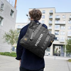 * Danish design 
 * Water-resistant 
 * Detachable tag Everyday Waterproof Canvas Bag, Casual Outdoor Duffle Shoulder Bag, Modern Large Capacity Bags For Outdoor, Modern Large Capacity Bag For Outdoors, Waterproof Canvas Bag For Everyday, Modern Large Capacity Outdoor Bag, Casual Shoulder Duffle Bag For Outdoor, Casual Duffle Bag As Shoulder Bag For Outdoor, Urban Nylon Bags For Travel