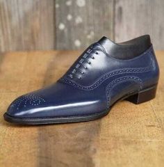 Oxford Shoes For Men, Shoes Oxford, Italian Leather Shoes, Bespoke Shoes, Leather Wedding, Best Shoes For Men, Handmade Leather Shoes, Mens Boots Fashion, Leather Brogues