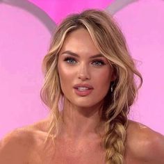 Victoria Secret Hair, Makeup Vs No Makeup, Tan Skin Blonde Hair, Angel Makeup, Blonde Hair Inspiration, Blonde Hair Looks, Candice Swanepoel, School Looks