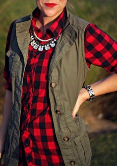 1000+ ideas about Buffalo Plaid on Pinterest | Plaid, Red Plaid ... Prep Outfits, Check Outfit, Outfits Con Camisa, Pijamas Women, Military Vest, Cargo Vest, Red Plaid Shirt, Green Vest, Vest Outfits