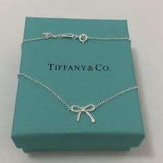 Tiffany Sterling Silver Small Bow Pendant Tiffany And Co Bow Necklace, Tiffany N Co Necklace, Pretty Necklaces Silver, Tiffany Bow Necklace, Tiffany And Co Jewelry Necklace, Collar Tiffany & Co, Necklace Tiffany And Co, Tiffany And Co Bracelet