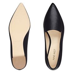 Work Flats Shoes, Pointed Loafers, Black Pointed Toe Flats, Pointy Flats, Work Shoes Women, Cute Shoes Heels, Fab Shoes, Pointed Flats, Pointy Toe Flats