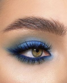 Make Up Bleu, Makeup Bleu, Make Up Yeux, Outfit Style Ideas, Show Makeup