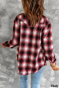 Fisdy - Chaqueta de cuadros con bolsillos y detalle de botones Checkered Jacket, Plaid Shacket, Plaid Shirts, Woven Jacket, Red Button, Plaid Fashion, Pocket Shirt, Shirts For Women, Plaid Print