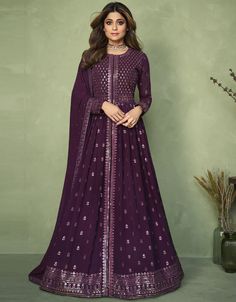 Purple Anarkali style Anarkali Faux Georgette Purple Dress Design, Emerald Green Evening Dress, Purple Anarkali, Long Anarkali Gown, Lehenga Anarkali, Georgette Anarkali Suits, Gown With Dupatta, Anarkali Lehenga, Lehenga Suit