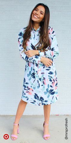 Pretty Floral Dresses, Euphoria Prom Makeup, Euphoria Prom, Top Spring Outfits, Pretty Floral Dress, Summer Formal Dresses, Formal Evening Wear, Short Dress Styles, Floral Dress Casual