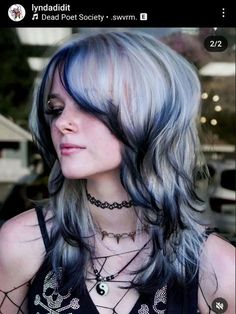 Fun Dyed Hair, Blonde And Blue Hair, Hair Streaks, Dyed Hair Inspiration, Dye Ideas, Hair Inspiration Short, Punk Hair, Pretty Hair Color, Funky Hairstyles