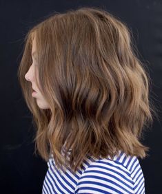 Girls Shoulder Length Haircut Kids, Reign Elizabeth, Midlegth Layers, Teen Haircuts, Anh Co Tran, Fresh Haircut, Wavy Haircuts, Girl Haircut