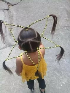 Hairstyles For Crazy Hair Day, Wacky Hair Days, Crazy Hair Day, Wacky Hair, Makijaż Smokey Eye, Hair Videos Tutorials, Crazy Hair Days, Creative Hairstyles, Easter Hairstyles