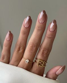 Mistral Nail Ideas, Earth Tones Nail Art, Ombre Nails Biab, Hey Great Nails, Ombre Pigment Nails, Ombré Biab Nails, Biab Chrome Nails, Eyeshadow Nails Art, Chrome Biab Nails