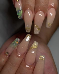 Nails Acrylic Long Square, Cute Coffin Nail Designs, Nails Gucci, Neutral Nails Acrylic, Gucci Nails, Encapsulated Nails, Sassy Nails, Nude Nail Designs, Fancy Nails Designs