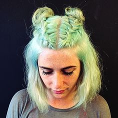 5 BA Braids You Have To Try More Hair Rainbow, Scene Girl, Fun Buns, Green Alien, Space Buns, Hair Things, Boring Hair, Punk Hair, Cool Braids