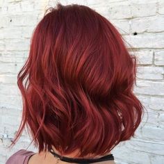 Red Hair Color Short Haircuts, Red Medium Length Hair, Red Shoulder Length Hair, Medium Length Red Hair, Blonde To Burgundy, Trendy Red Hair, Eyebrow Products, Red Hair Color Ideas, Red Hair Looks