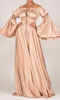 Vestidos Para Baby Shower, In My Own World, Pretty Maxi Dress, Casual Maxi Dress, Moda Retro, Satin Long Sleeve, Satin Maxi Dress, Fantasy Dress, Maxi Dresses Casual