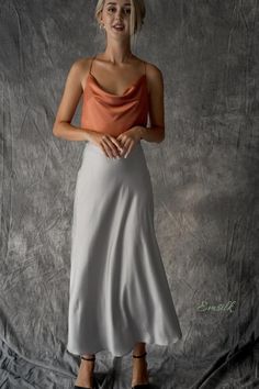 Silk Skirt Outfit Wedding Guest, Bias Cut Satin Floor-length Skirt, Satin Skirt Outfit Wedding, Satin Skirt Outfit Wedding Guest, Silk Skirt Outfit Classy, Satin Skirt And Top, Satin Slip Skirt Outfit, Satin Top And Skirt, Silk Midi Skirt Outfit