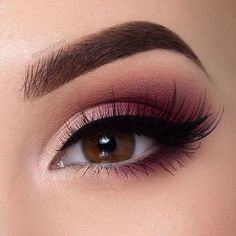 Smokey Eyes Tutorial, Burgundy Eye Makeup, Disneybound Ideas, Pageant Makeup, Rapunzel Cosplay, Make Up Designs, Eye Makeup Images, Peekaboo Highlights, Brand Makeup