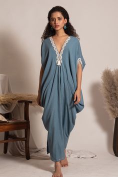 Buy Blue Lining Taffeta Embroidery Pearl V Neck Zola Kaftan For Women by Vanshika Agarwal Online at Aza Fashions. Business Portraits Woman, Kaftan Women, Embroidered Kaftan, Pattern Embroidery, Princess Outfits, Blue Pearl