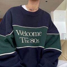 SWEATSHIRT "80's" - Shyrz - streetwear - y2k - casual - vanilla Sweat Vintage, Oversized Aesthetic, 80s Sweatshirt, Matching Hoodies, Retro Preppy, Korean Streetwear, Street Sweatshirt, Streetwear Sweatshirt, Retro Sweatshirts