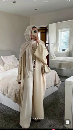 Billionaire Homes, Modest Outfits Muslim, Modest Girly Outfits, Hijab Fashion Summer, Estilo Hijab, Modest Casual Outfits, Stile Hijab, Abaya Style