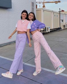 Pink aesthetic, pastel, trendy, sweater vest, pants, purple, cute shoes, style inspo, fashion inspo, outfit inspo 🤍 Pink Jeans Outfit, Purple Pants Outfit, Pastel Aesthetic Outfit, Mode Pastel, Outfits Pastel, Sweater Vest Outfit, Soft Girl Outfits, Look Jean