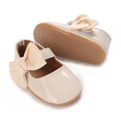 First walker shoes made specifically for developing feet. Soft sole. Soft Baby Shoes, Zapatos Mary Jane, Mary Jane Shoes Flat, Princess Shoes, Oxford Dress Shoes, First Birthday Gifts, Walker Shoes, Mary Jane Flats, Crib Shoes