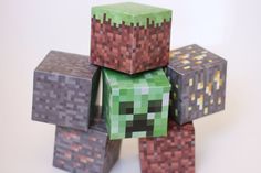 an image of a minecraft creeper made out of blocks