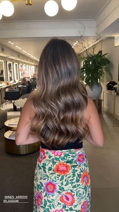 Summer Burnett Hair Ideas, Old Money Brunette Balayage, Macchiato Balayage, Bayalage Light Brown Hair, No Bleach Balayage Dark Hair, Sunkissed Hair Brunette Dark, Sandy Brunette, Warm Toned Balayage, Teasy Lights Brunette