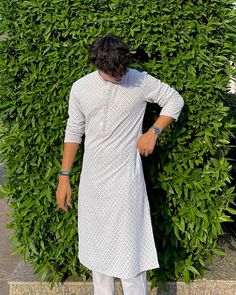 Kurta Pajama Aesthetic, Kurta Asthetic Pics Men, Aesthetic Kurtas For Men, Pathan Picture Poses, Men In Kurta, Kurta Pajama Men Design, Panjabi Pose For Men, Panjabi For Men, Kurta Poses For Men