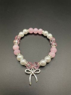 Bracelet Cute Aesthetic, Pink And Pearls Outfit, Birthday Gift Ideas For Yourself, A Bracelet Idea, Christmas List Cheap, Cheap Cute Jewelry, Birthday Cute Gift Ideas, Bracelets Packaging Ideas, Pink Birthday Gift Ideas