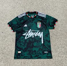 Stussy Jersey, History Of Italy, Italy Jersey, Football Streetwear, Football Drip, Football Passion, Italian Football, Italian Colors, Streetwear Aesthetic