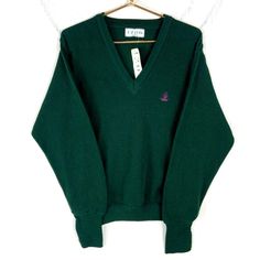 Vintage Izod Grandpa Knit Sweater Medium Green V-Neck New Old Stock 90s Size/Measurements (Based in inches) Size - Medium Pit to pit - 22" Length - 25.5" Shoulder to cuff - 28" Condition / Details Discoloration mark on the back Combined Shipping: We provide combined shipping, please contact us for a quote Gradpa Sweater, Mens Sweaters, Pullover Outfit, Mens Jumpers, Knit Sweater, Sweater Outfits, Favorite Outfit, Knitted Sweaters, Art Collection